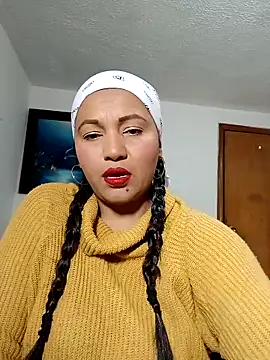 agatha sluttylatina online show from 04-10-26, 11:26
