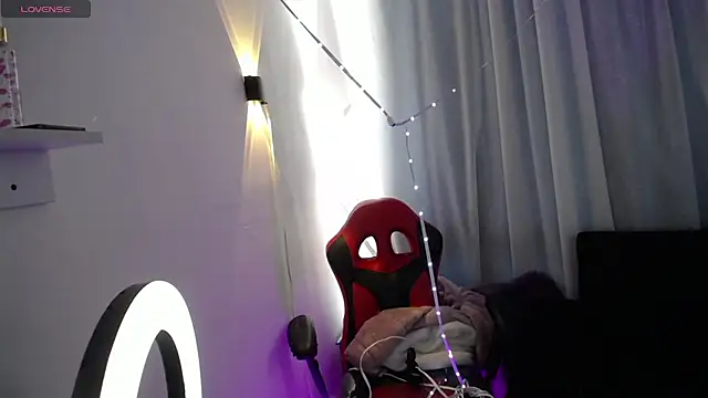 Annie A  online show from 10-03-25, 04:48