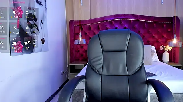 kendalFox  online show from 09-21-25, 01:46