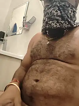 Snapshot of bigdick_lickingexpert08 chatting on 10-29-25, 06:20 bigdick lickingexpert08 online show from 10-29-25, 06:20