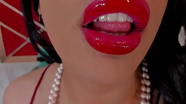 sweet Elizabeth online show from 06-24-26, 01:10