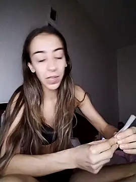 Snapshot of BarbiieeMiauh chatting on 09-16-25, 02:07 BarbiieeMiauh online show from 09-16-25, 02:07