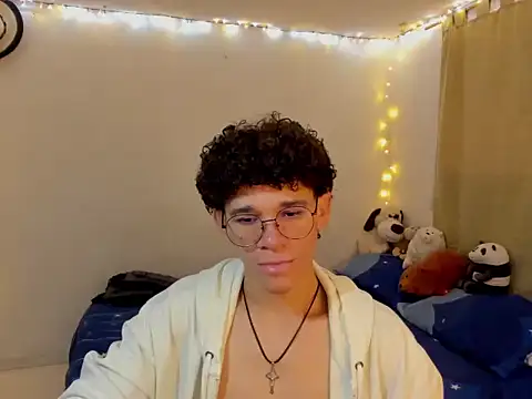 Tom Blues online show from 10-29-25, 12:29