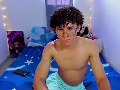 Tom Blues online show from 03-11-26, 09:54