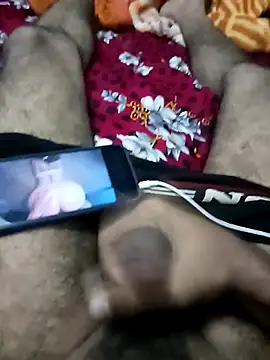 Snapshot of riyaroy087 chatting on 10-23-25, 07:34 riyaroy087 online show from 10-23-25, 07:34