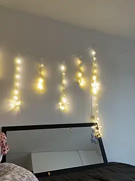 aliciia 23 online show from 12-18-25, 09:43