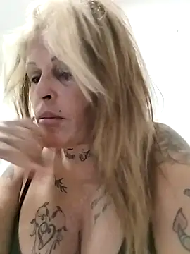 canariamorbosa online show from 11-05-25, 08:42