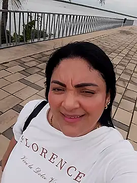 Snapshot of tiffany_Johnson1 chatting on 10-24-25, 09:11 tiffany Johnson1 online show from 10-24-25, 09:11