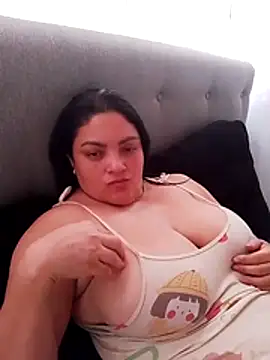 Snapshot of tiffany_Johnson1 chatting on 11-30-25, 03:49 tiffany Johnson1 online show from 11-30-25, 03:49