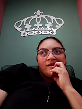 Snapshot of tiffany_Johnson1 chatting on 12-01-25, 04:01 tiffany Johnson1 online show from 12-01-25, 04:01