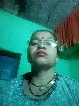 Snapshot of Manavi_x chatting on 10-08-25, 10:18 Manavi x online show from 10-08-25, 10:18