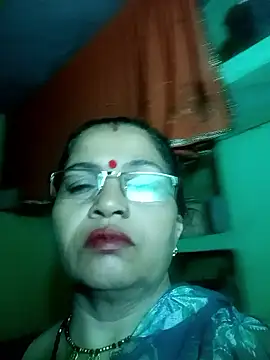 Snapshot of Manavi_x chatting on 10-10-25, 10:42 Manavi x online show from 10-10-25, 10:42