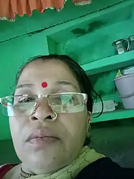 Manavi x online show from 06-18-26, 09:14