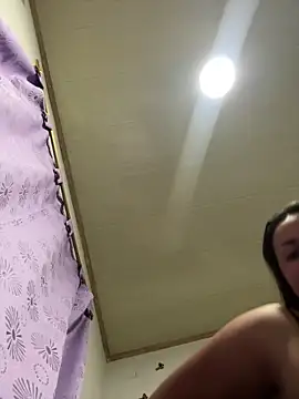 Snapshot of camila-titis chatting on 05-10-26, 01:44 camila-titis online show from 05-10-26, 01:44