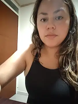 Snapshot of camila-titis chatting on 06-10-26, 01:50 camila-titis online show from 06-10-26, 01:50