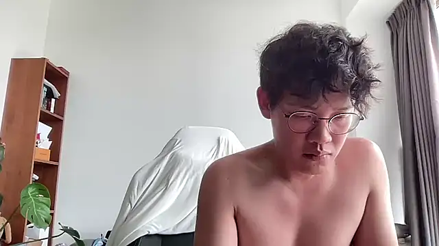 Passionatetwink2 online show from 10-25-25, 05:26