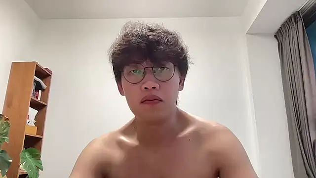 Passionatetwink2 online show from 11-21-25, 10:47