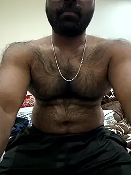 Snapshot of DJLOVE280825 chatting on 02-06-26, 06:51 DJLOVE280825 online show from 02-06-26, 06:51