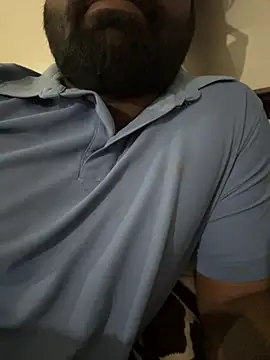 Snapshot of DJLOVE280825 chatting on 03-13-26, 11:33 DJLOVE280825 online show from 03-13-26, 11:33