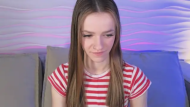 E l i z e  online show from 04-22-26, 05:10