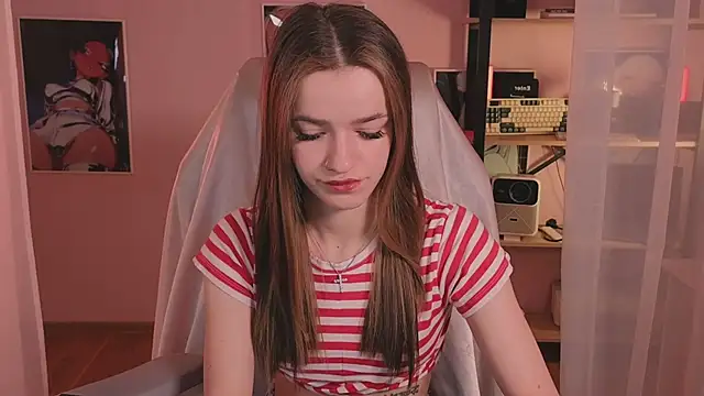 E l i z e  online show from 04-28-26, 05:12