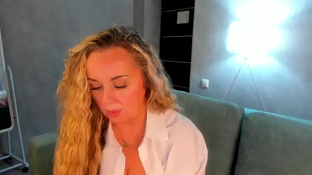 Sky Kuper online show from 12-04-25, 11:02