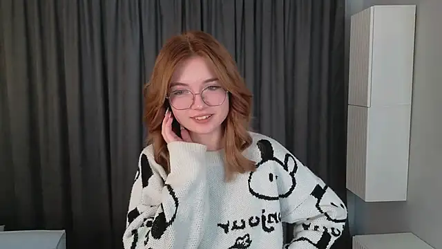 Snapshot of Susan_Gardner chatting on 10-06-25, 06:11 Susan Gardner online show from 10-06-25, 06:11