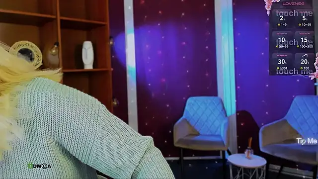 mila glow1 online show from 04-26-26, 07:00