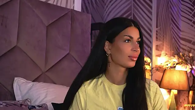 EvaRhea online show from 03-05-26, 03:57