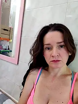 Snapshot of _anita_rojas chatting on 12-20-25, 03:19 anita rojas online show from 12-20-25, 03:19