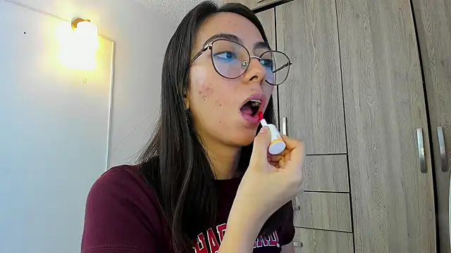 Snapshot of horny_adiction chatting on 03-03-26, 09:42 horny adiction online show from 03-03-26, 09:42