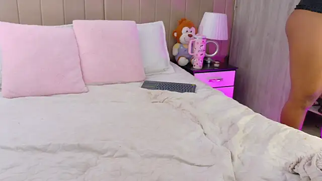 bunny nicolle online show from 08-08-26, 08:22