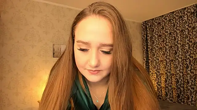 Snapshot of SabrinaCandi chatting on 10-08-25, 07:22 SabrinaCandi online show from 10-08-25, 07:22