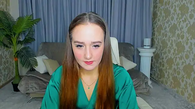 Snapshot of SabrinaCandi chatting on 10-19-25, 03:18 SabrinaCandi online show from 10-19-25, 03:18