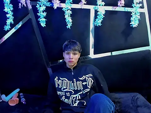 Snapshot of Bruno_Cruzz chatting on 09-11-25, 02:00 Bruno Cruzz online show from 09-11-25, 02:00