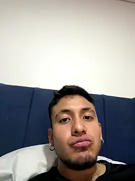 Snapshot of JeanLust chatting on 10-01-25, 01:55 JeanLust online show from 10-01-25, 01:55