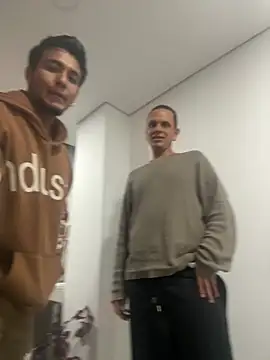 Snapshot of JeanLust chatting on 02-05-26, 01:21 JeanLust online show from 02-05-26, 01:21