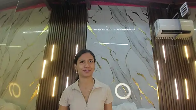 Snapshot of VictoriaDuart chatting on 01-14-26, 08:03 VictoriaDuart online show from 01-14-26, 08:03