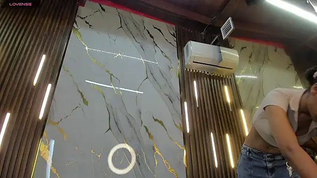 Snapshot of VictoriaDuart chatting on 03-04-26, 09:21 VictoriaDuart online show from 03-04-26, 09:21