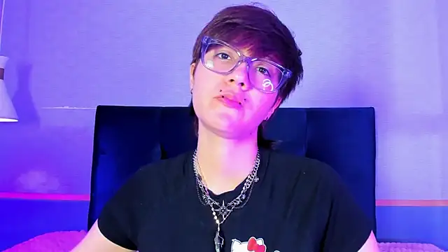 Snapshot of Tsuki_Maru chatting on 02-04-26, 08:36 Tsuki Maru online show from 02-04-26, 08:36