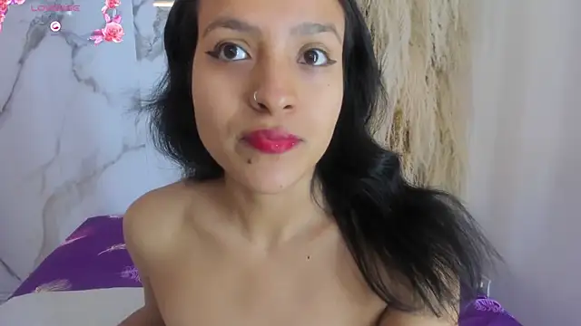 Snapshot of violettawatson chatting on 10-05-25, 01:09 violettawatson online show from 10-05-25, 01:09