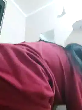 Snapshot of LunaJacobs chatting on 11-23-25, 02:33 LunaJacobs online show from 11-23-25, 02:33