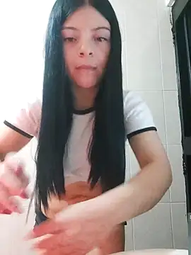 Snapshot of LunaJacobs chatting on 02-24-26, 01:47 LunaJacobs online show from 02-24-26, 01:47