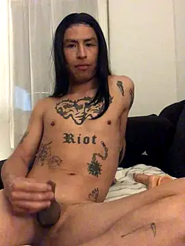 natirivas72 online show from 10-20-25, 11:05