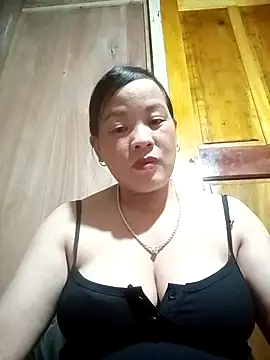 Snapshot of ningchun20 chatting on 10-06-25, 01:19 ningchun20 online show from 10-06-25, 01:19