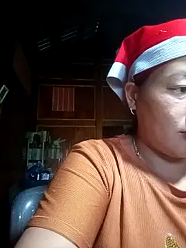 Snapshot of ningchun20 chatting on 10-09-25, 03:04 ningchun20 online show from 10-09-25, 03:04