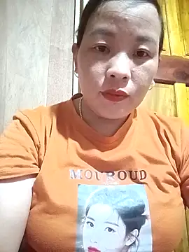 Snapshot of ningchun20 chatting on 10-17-25, 02:19 ningchun20 online show from 10-17-25, 02:19