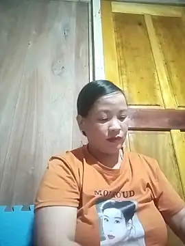 Snapshot of ningchun20 chatting on 10-19-25, 05:19 ningchun20 online show from 10-19-25, 05:19