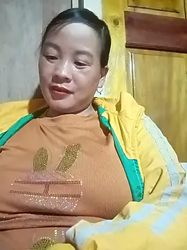 Snapshot of ningchun20 chatting on 12-14-25, 10:31 ningchun20 online show from 12-14-25, 10:31