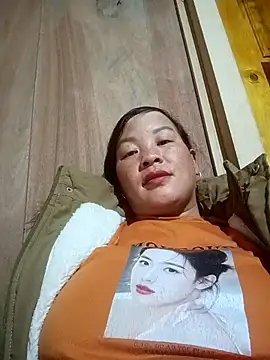 Snapshot of ningchun20 chatting on 12-15-25, 10:47 ningchun20 online show from 12-15-25, 10:47